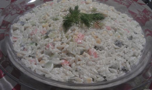 Arpa Şehriyeli Makarna Salatası Tarifi ve Malzemeleri