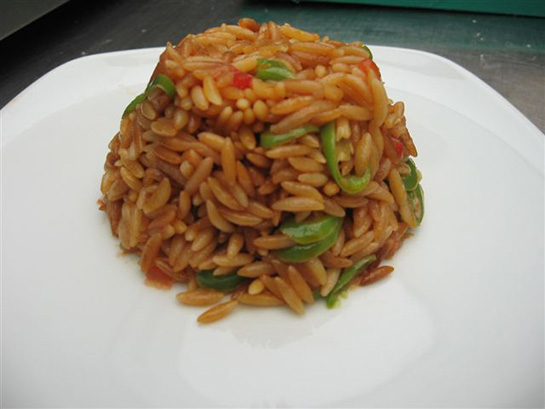 Sebzeli Arpa Şehriye Pilavı Tarifi ve Malzemeleri